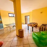 Quattro Castagni Villa *