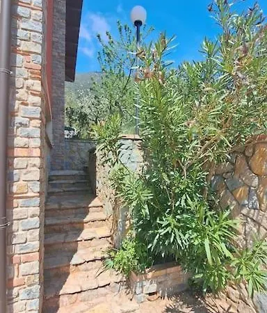 Villa Andrea E Martina Trentinara